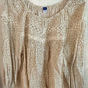 Old Navy Cream Floral Button-Up Blouse